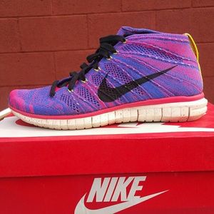 Nike Flyknit Chukka